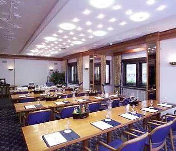 Hotel & Restaurant Walfisch Wurzburg 3*,